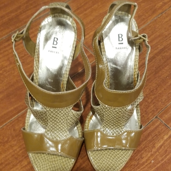 Bakers heeled sandals - Picture 5 of 5